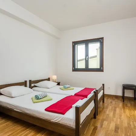 App Silverstar 1 By Interhome *