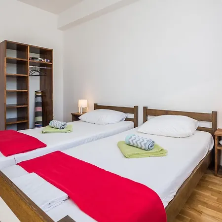 Апартаменты App Silverstar 1 By Interhome