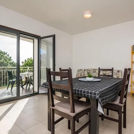 App Silverstar 1 By Interhome Apartman Vir