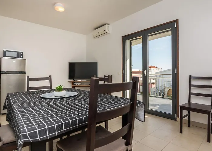 App Silverstar 1 By Interhome Apartman *